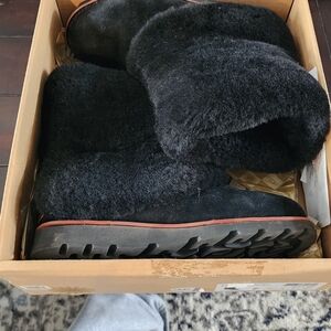 UGG Women's Black Shearling Winter Boots